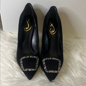 Sam Edelman Black Heels with Sleek Design